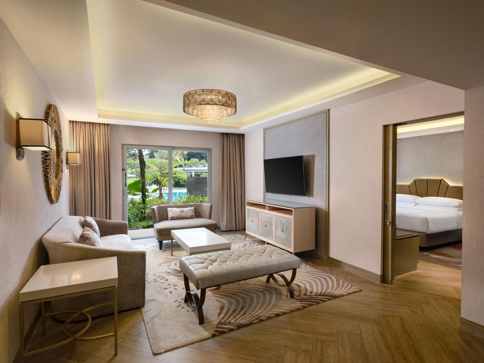 Sheraton Bandung Hotel & Towers Экстерьер фото