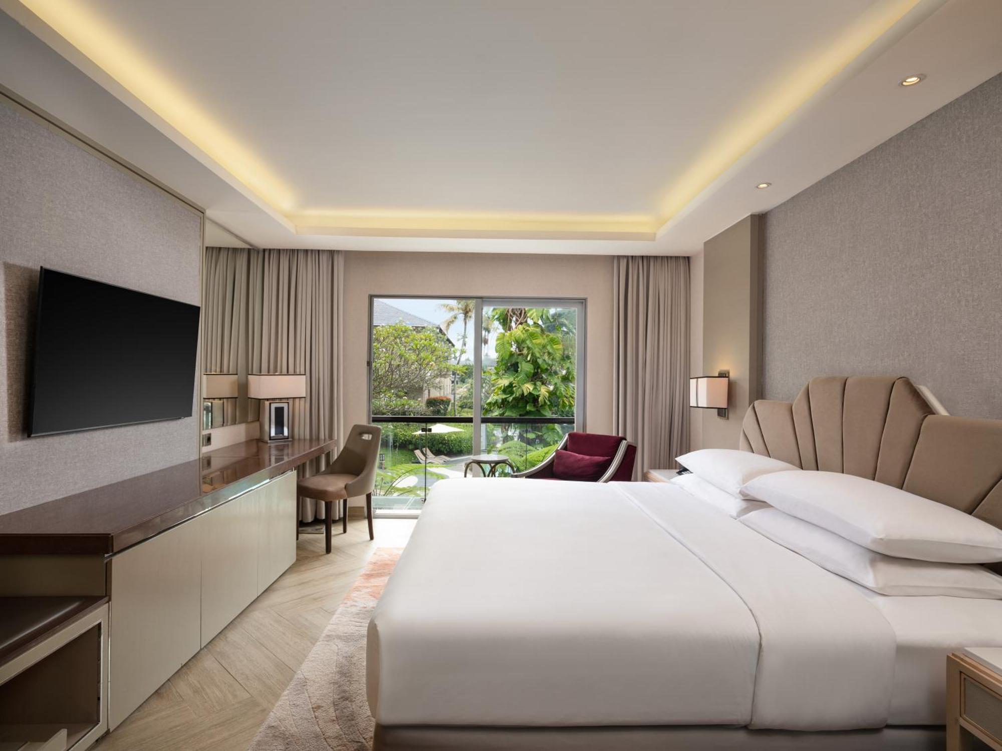 Sheraton Bandung Hotel & Towers Экстерьер фото