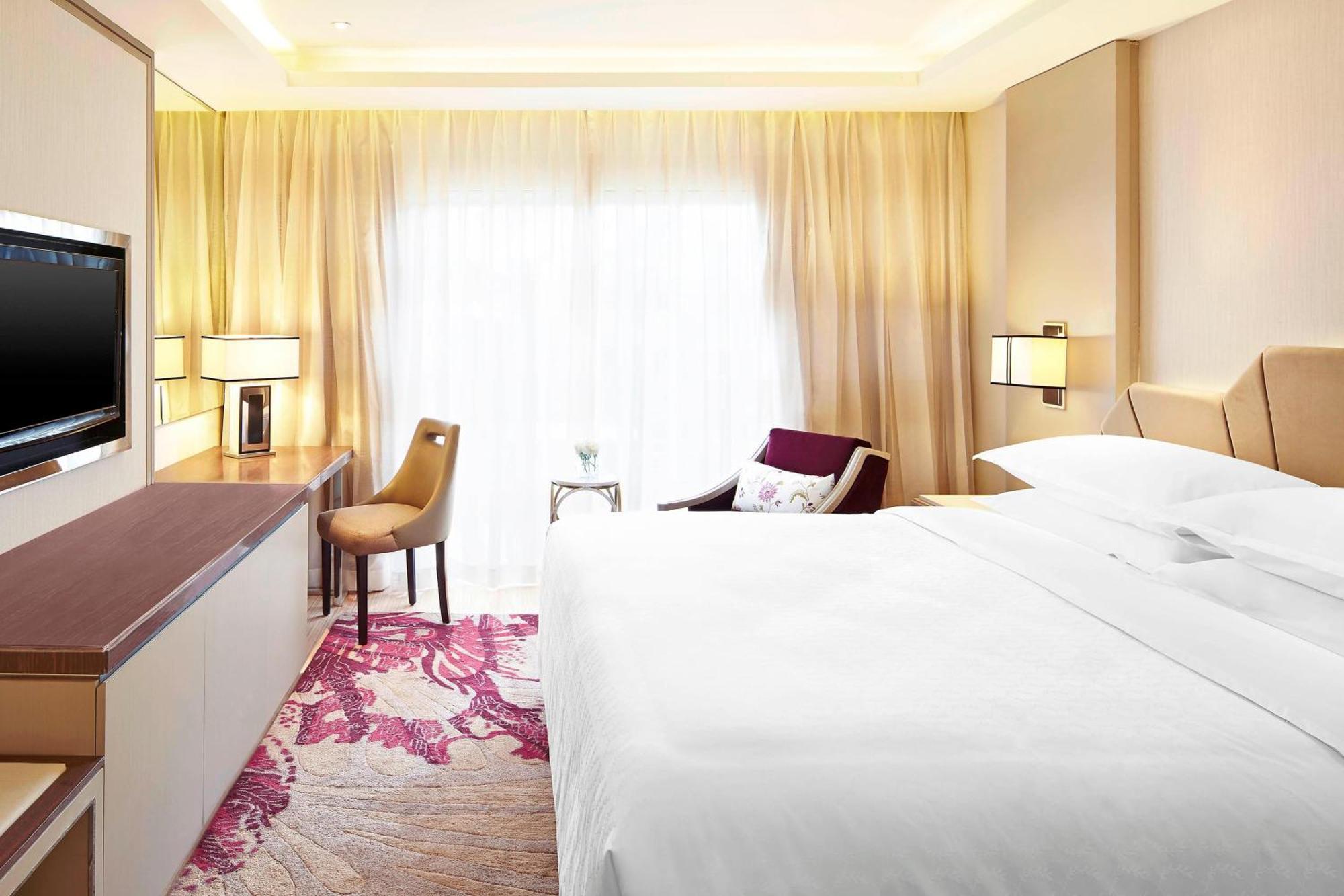 Sheraton Bandung Hotel & Towers Экстерьер фото