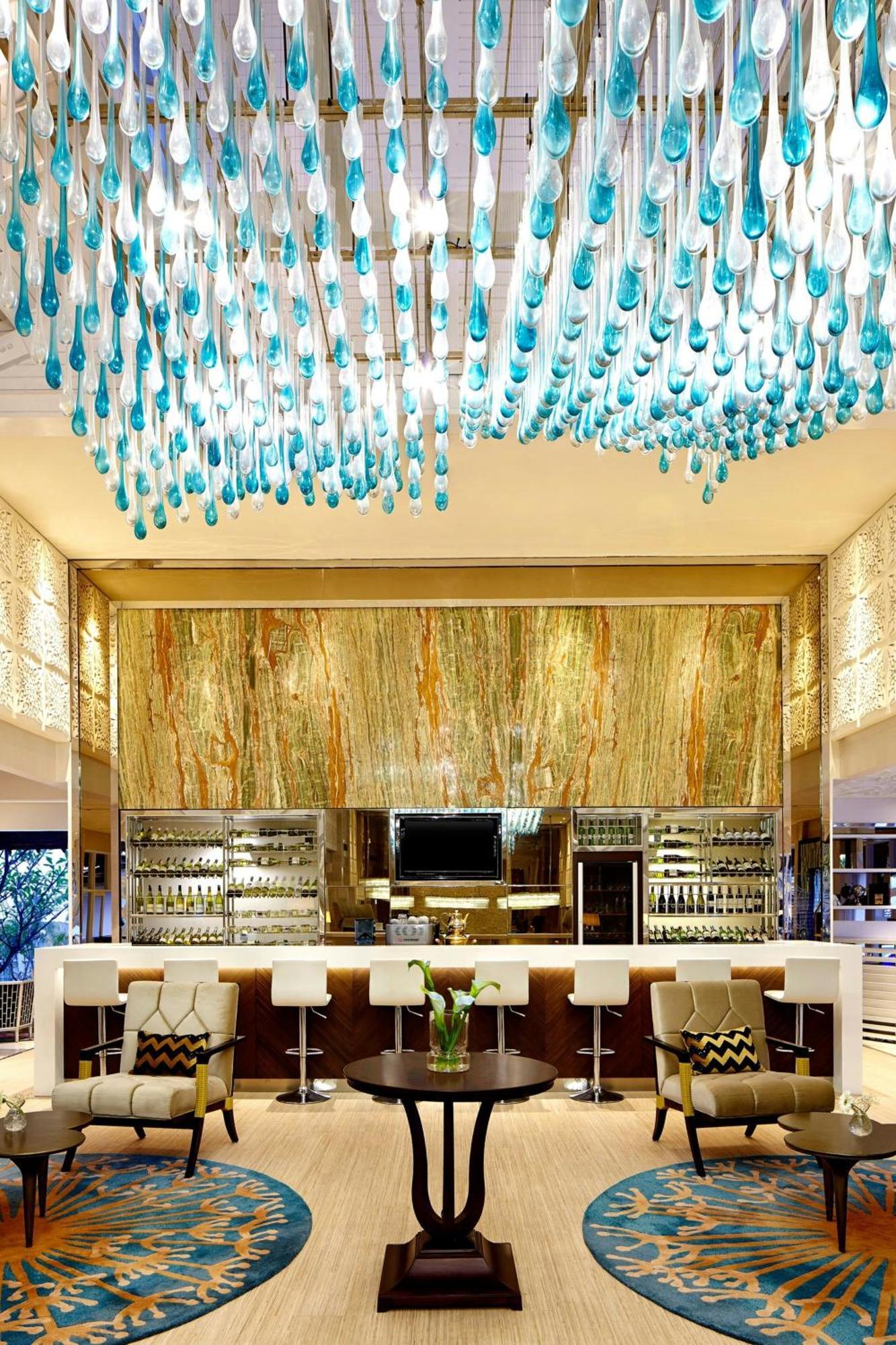 Sheraton Bandung Hotel & Towers Экстерьер фото